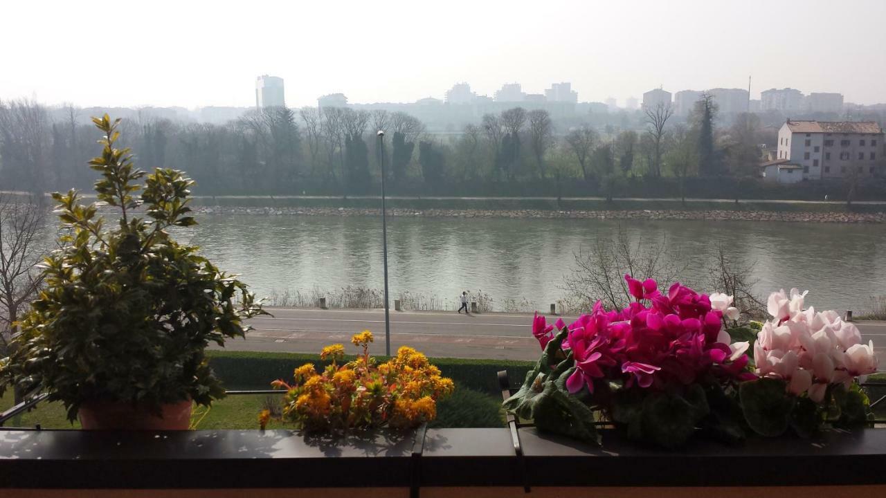 Verona Amazing River View מראה חיצוני תמונה